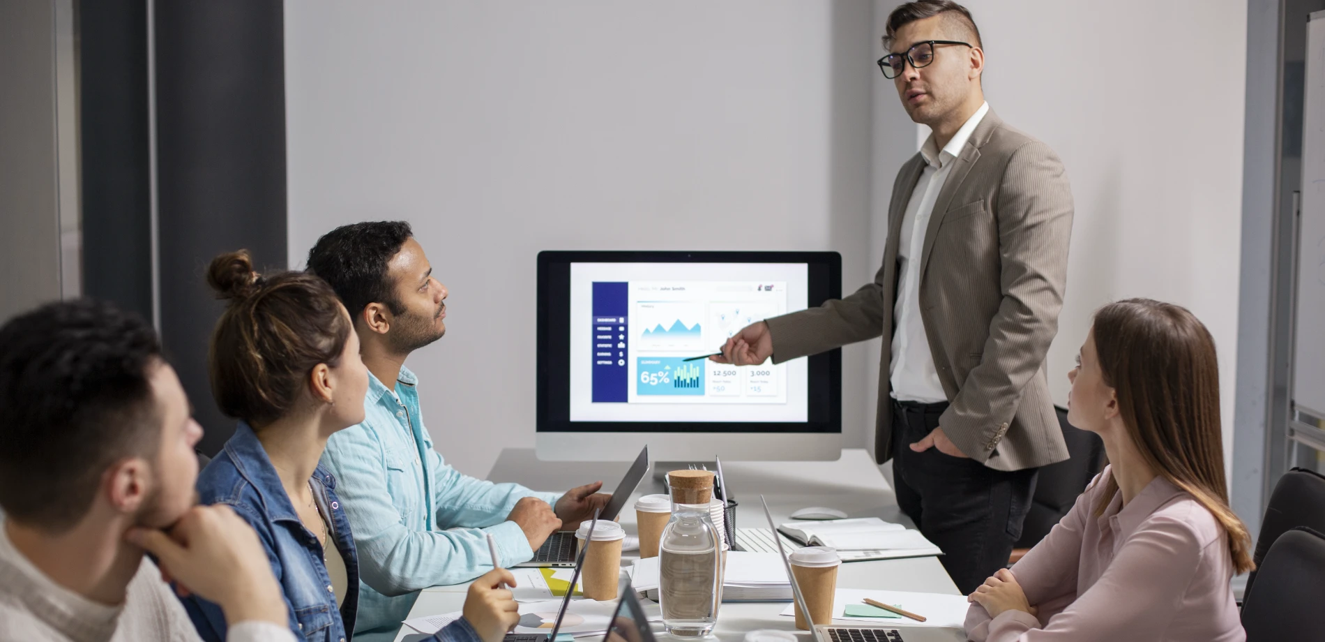 CRM Müşteri İlişkileri Yönetiminin Aşamaları Nelerdir?